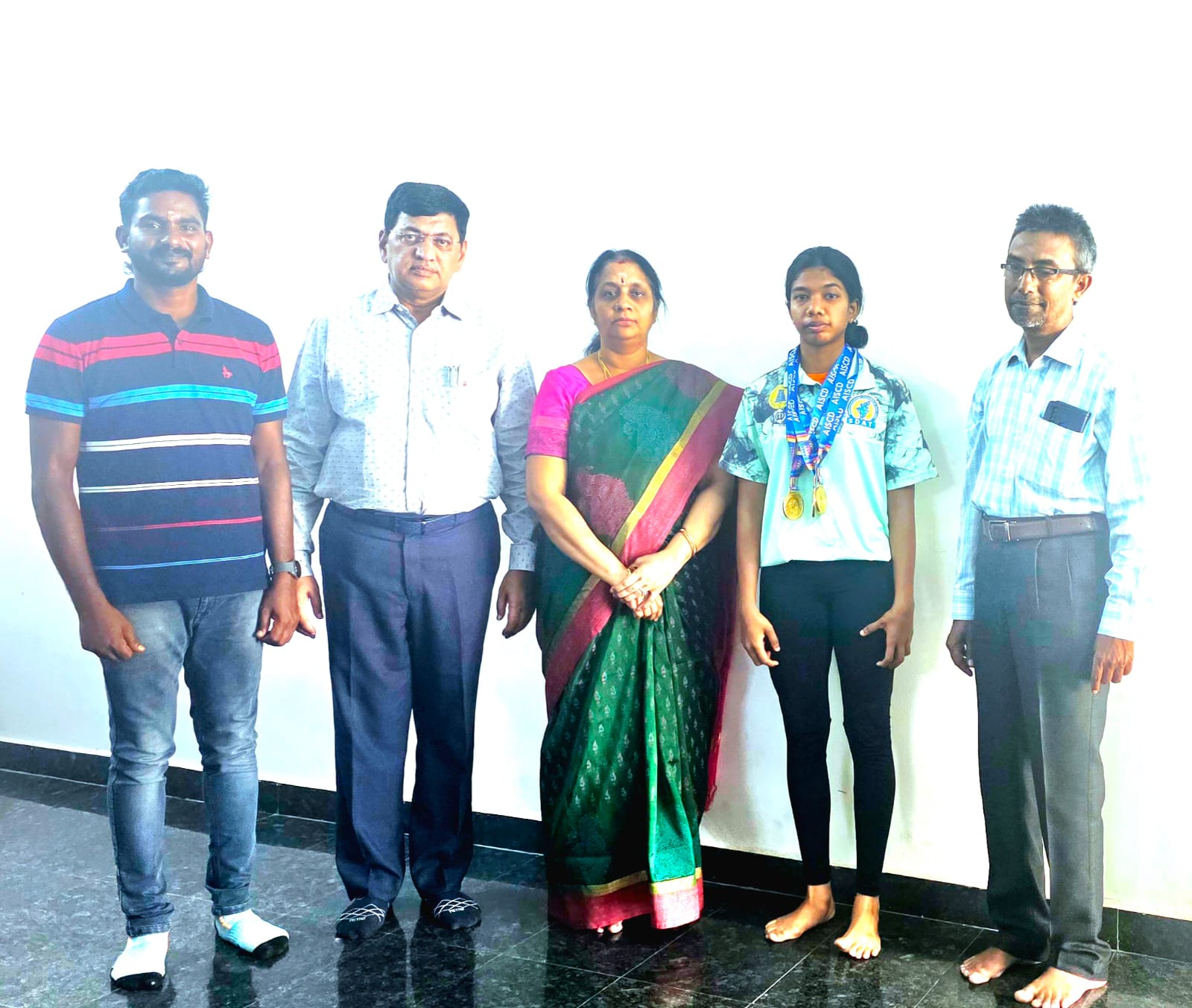 தேசிய அளவிலான தடகள போட்டியில் வித்யாகிரி பள்ளி மாணவி சாதனை