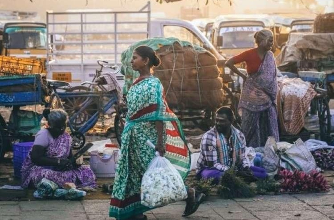 மக்களின் தினசரி வாழ்க்கை : அரசியலைத் தாண்டி ஒரு உண்மை
