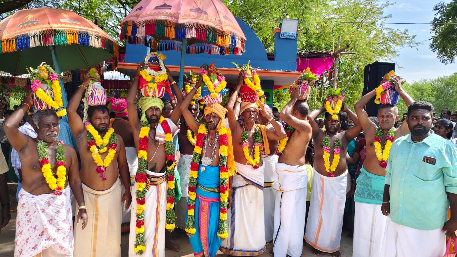 கீழையப்பட்டி அருள்மிகு ஆண்டிச் சுவாமி, அருள்மிகு காயாம்பட்டி கருப்பர் ஆலய கும்பாபிஷேக விழா நடைபெற்றது.