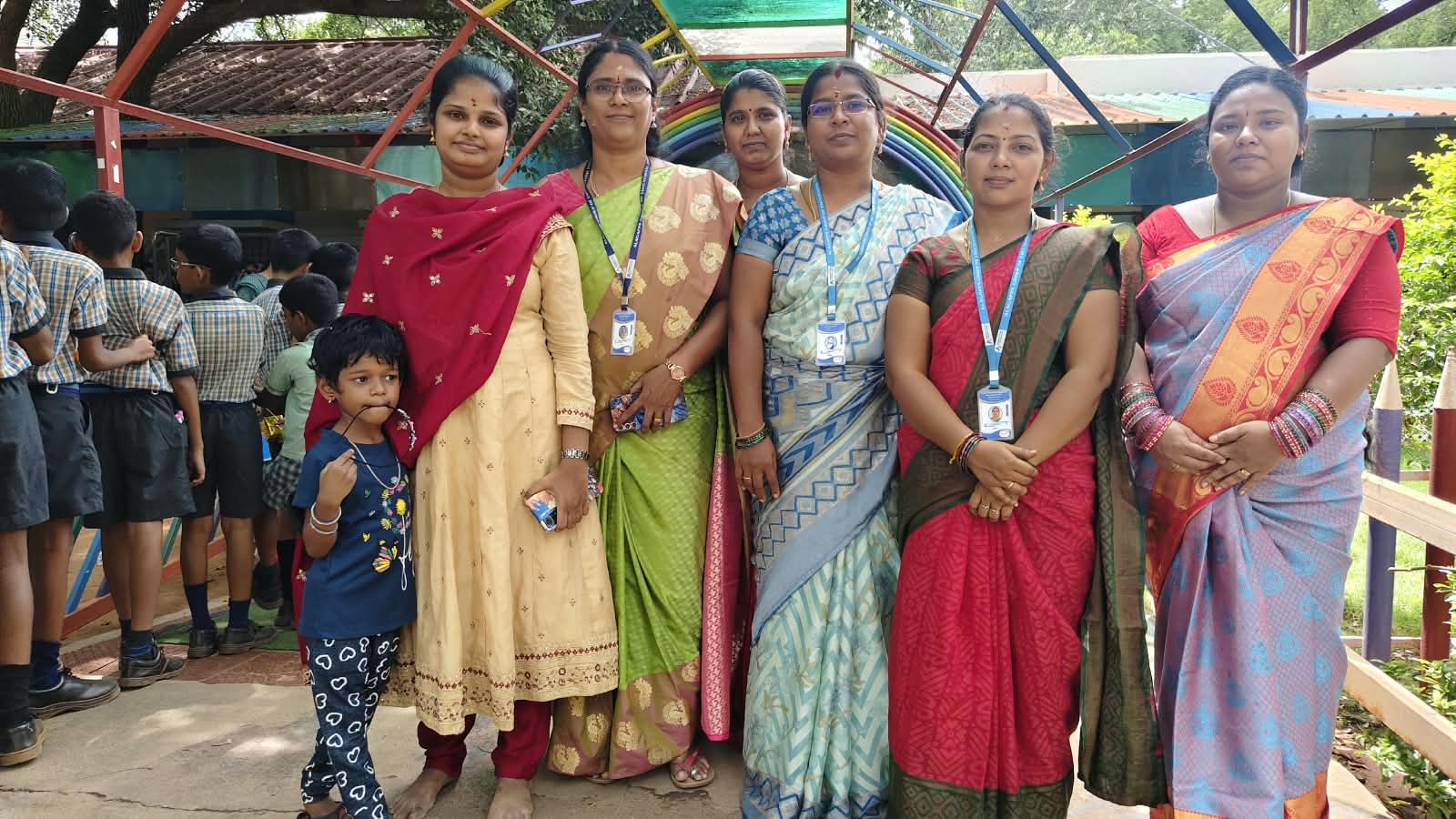 அழகப்பா ஸ்மார்ட் ஸ்டார்ட் பள்ளியில் நவராத்திரி சந்தை சிறப்பாக நடைபெற்றது